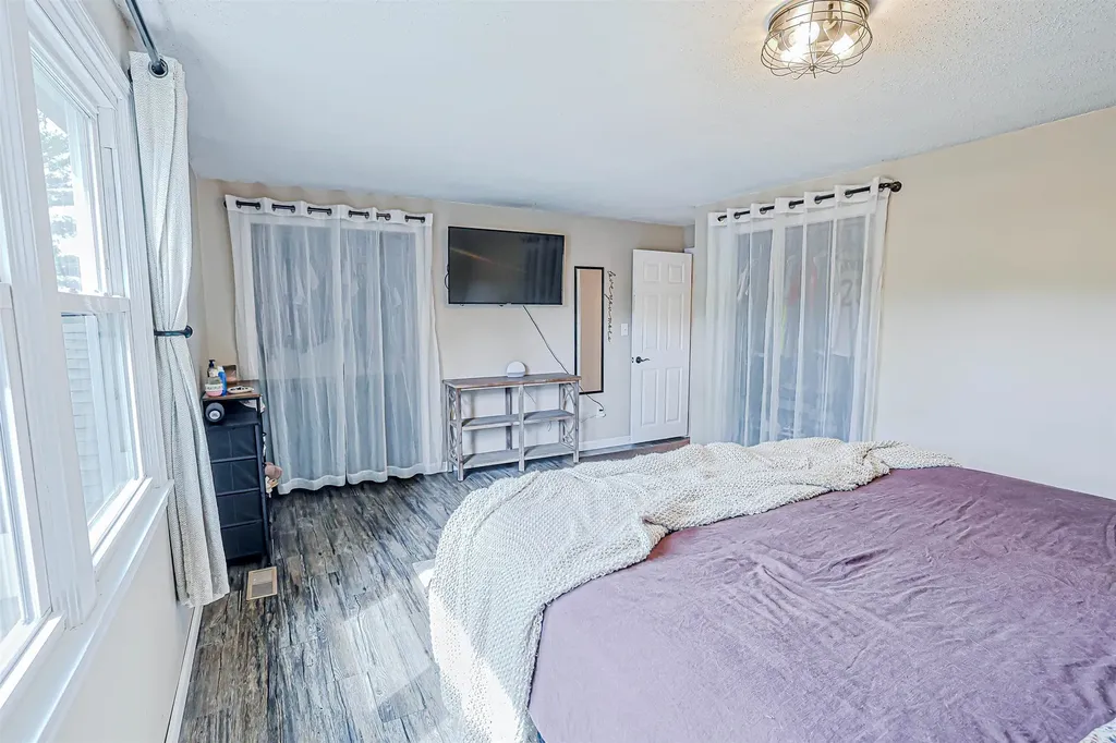 46 Windham Road Hudson NH 03051