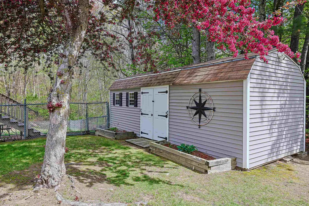 46 Windham Road Hudson NH 03051