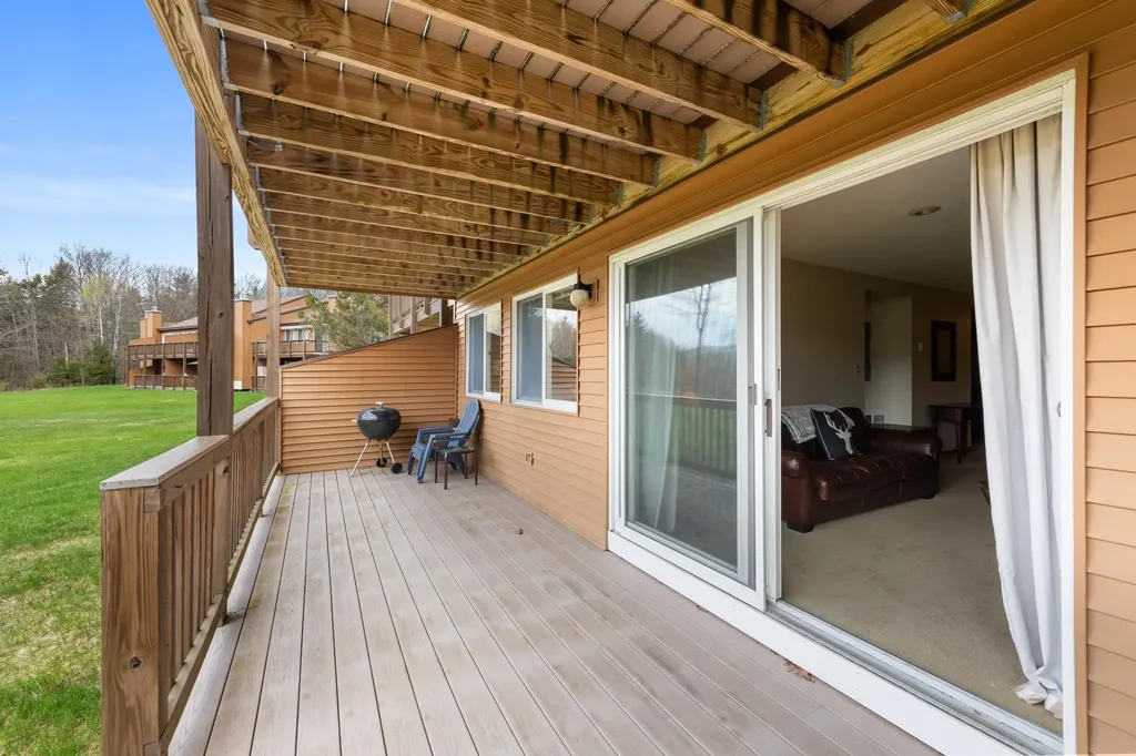 15 Tennis Lane Thornton NH 03285