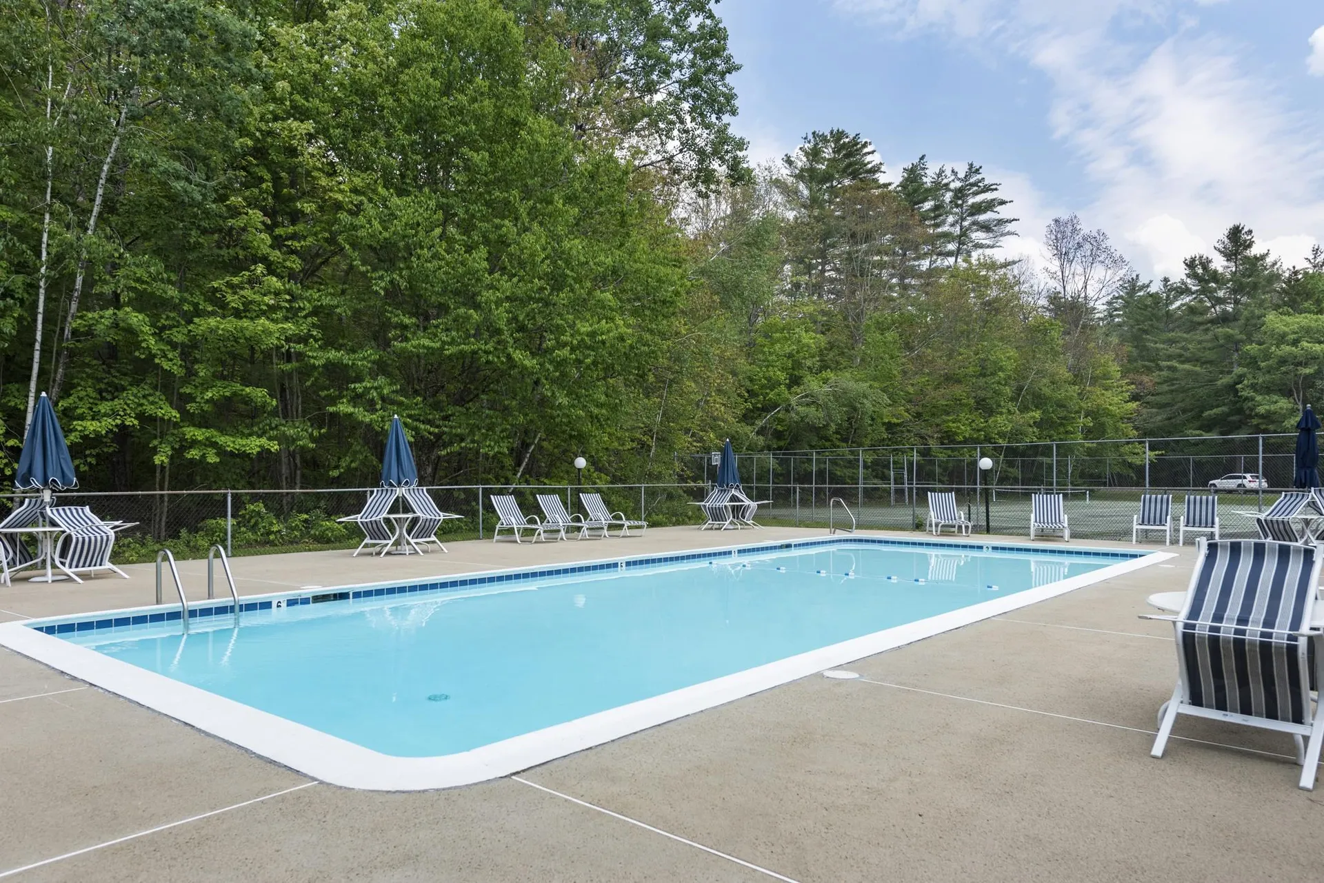 15 Tennis Lane Thornton NH 03285