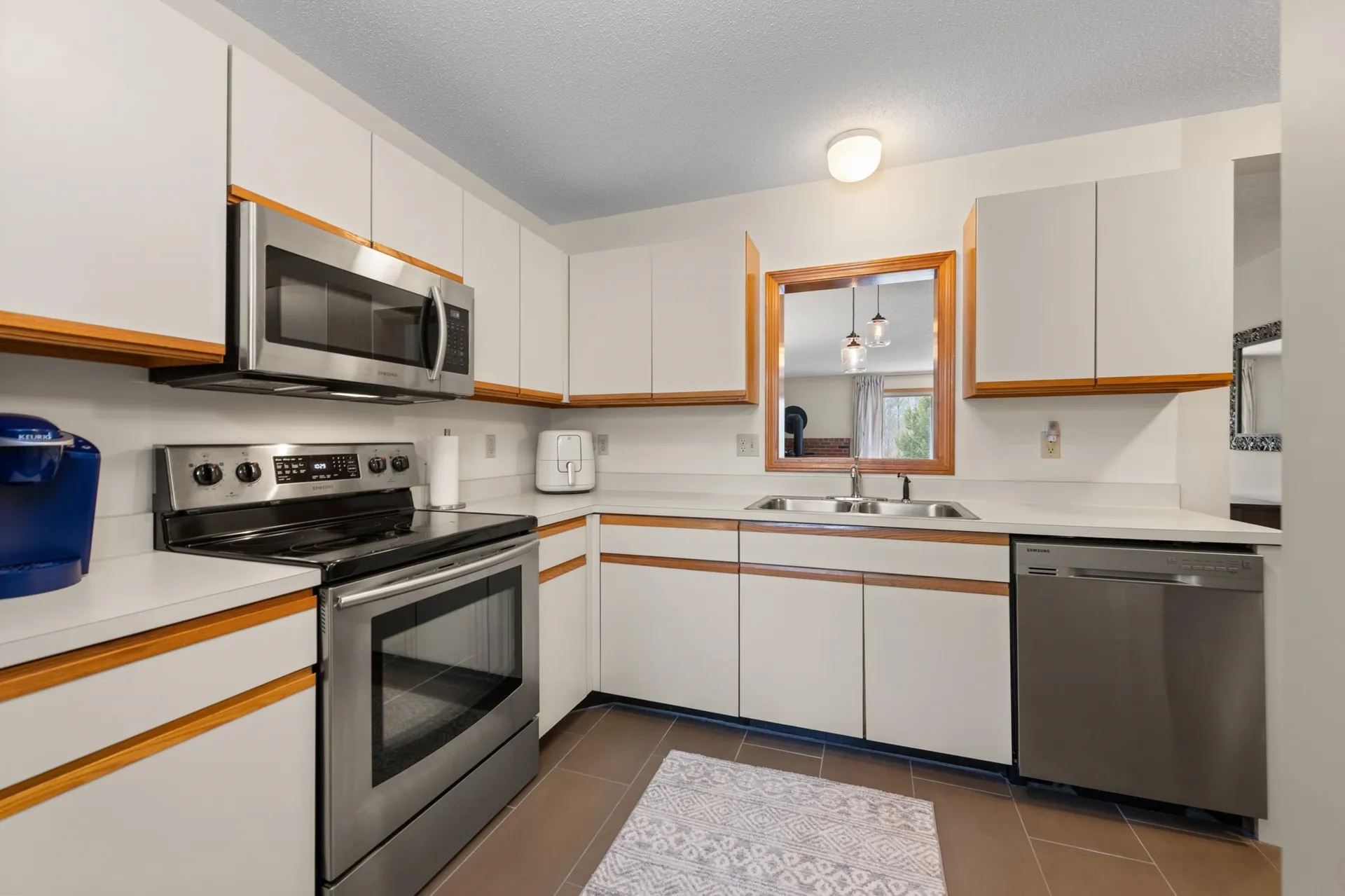 15 Tennis Lane Thornton NH 03285