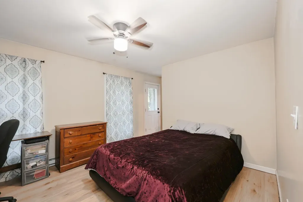 50 Pine Glen Road Hillsborough NH 03244