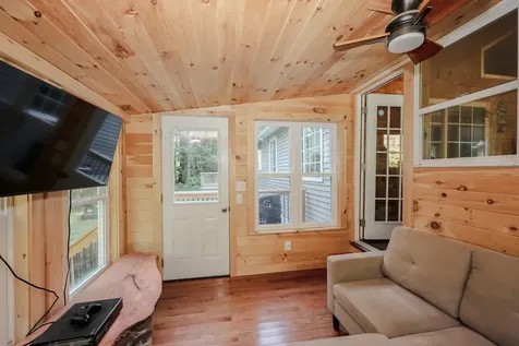50 Pine Glen Road Hillsborough NH 03244