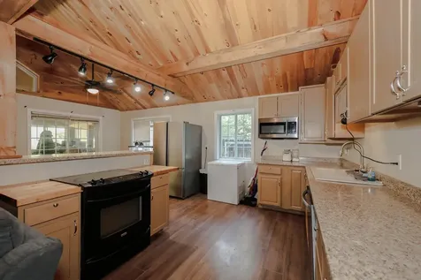 50 Pine Glen Road Hillsborough NH 03244