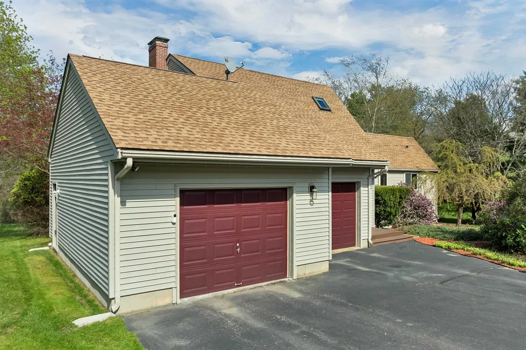 23 Woodward Road Merrimack NH 03054