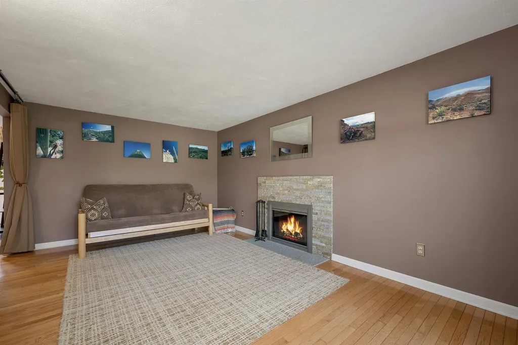 23 Woodward Road Merrimack NH 03054