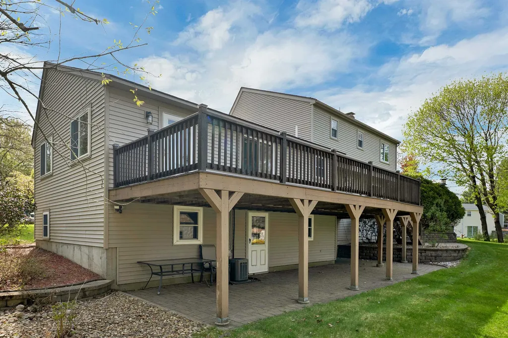 23 Woodward Road Merrimack NH 03054