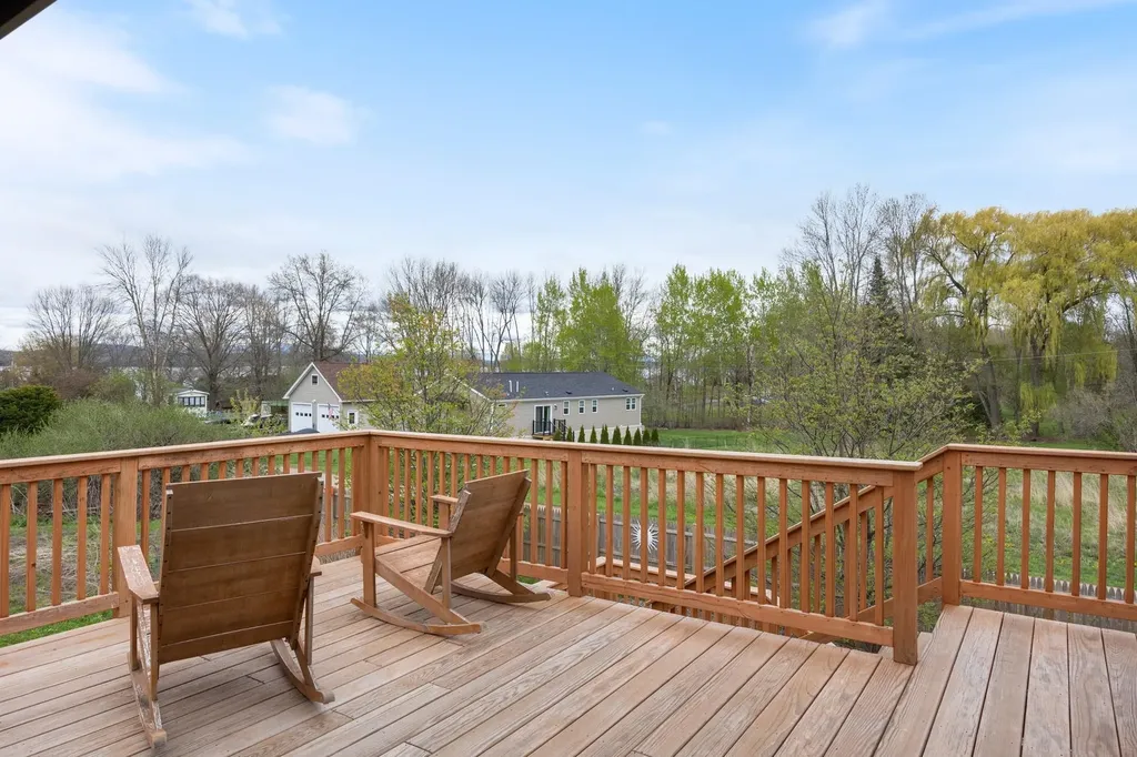 7 Sloop Road Grand Isle VT 05458