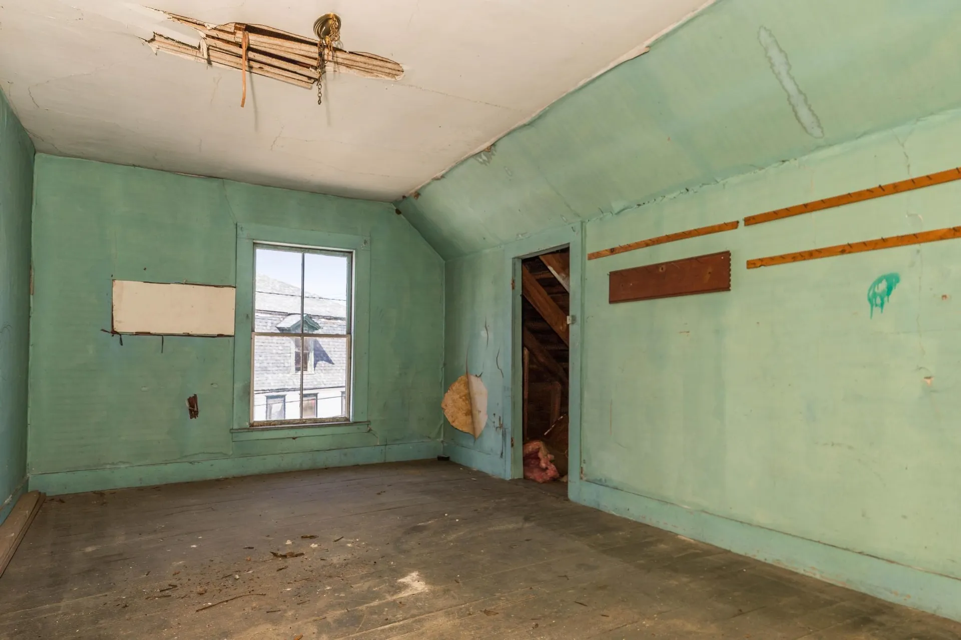 27 Carroll Street Pittsfield NH 03263