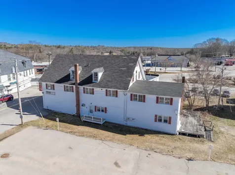 27 Carroll Street Pittsfield NH 03263