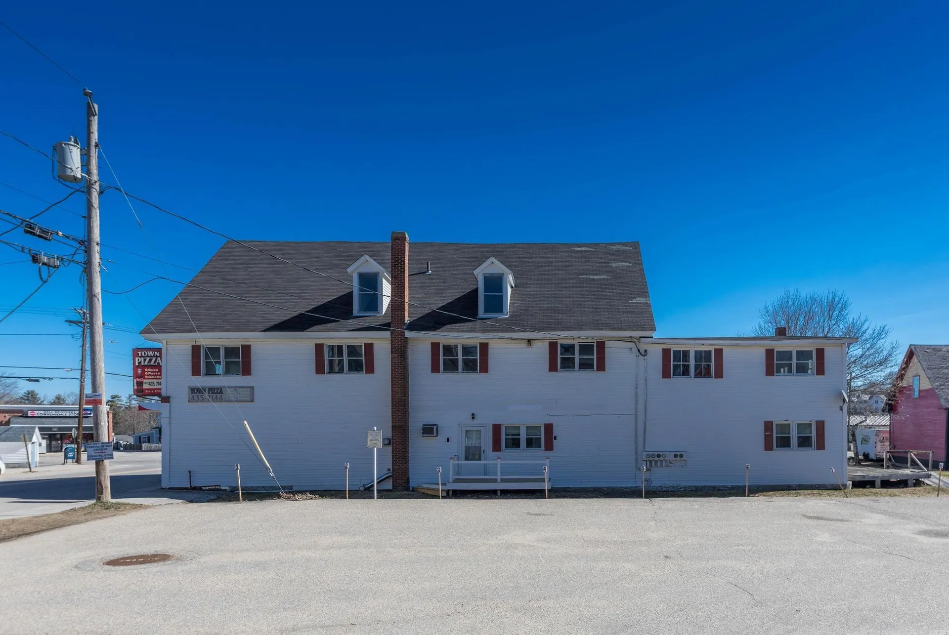 27 Carroll Street Pittsfield NH 03263