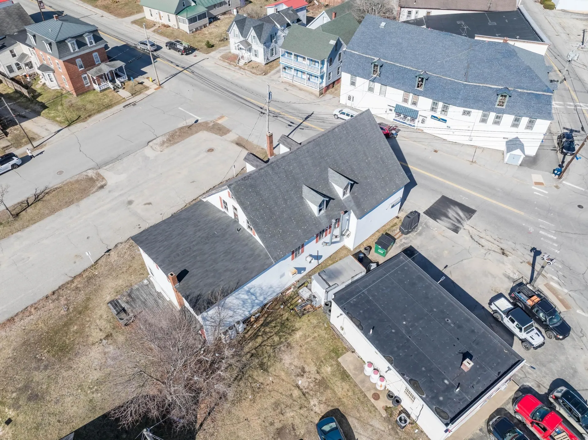 27 Carroll Street Pittsfield NH 03263