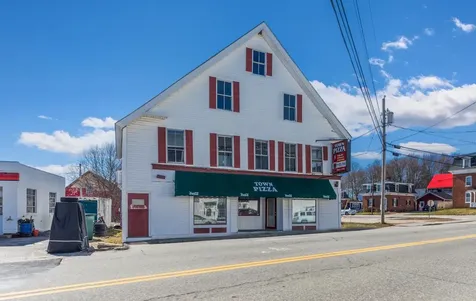 27 Carroll Street Pittsfield NH 03263