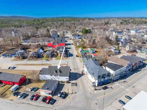 27 Carroll Street Pittsfield NH 03263