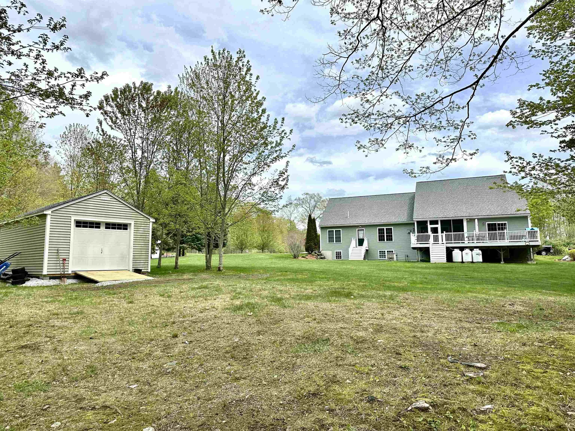 3 Mayfly Lane Raymond NH 03077