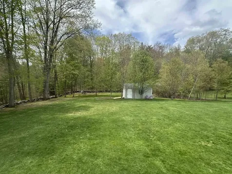 3 Mayfly Lane Raymond NH 03077
