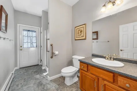 3 Mayfly Lane Raymond NH 03077