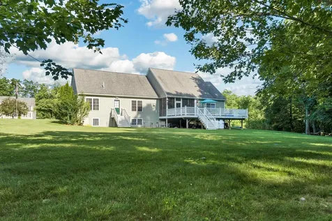 3 Mayfly Lane Raymond NH 03077