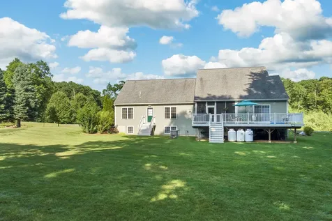 3 Mayfly Lane Raymond NH 03077