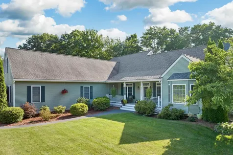 3 Mayfly Lane Raymond NH 03077