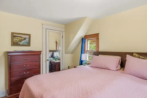 26 Edgewood Road Durham NH 03824