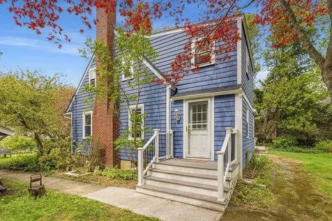 26 Edgewood Road Durham NH 03824