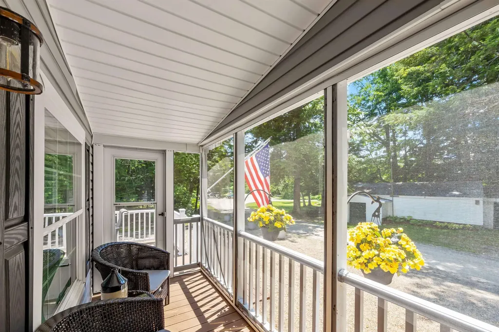 12 Barvel Whang Road Tuftonboro NH 03816