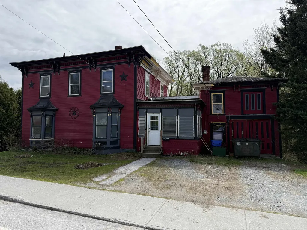 48 Province Street Richford VT 05476