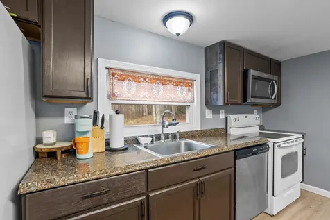 206 Friendship Avenue Pembroke NH 03275