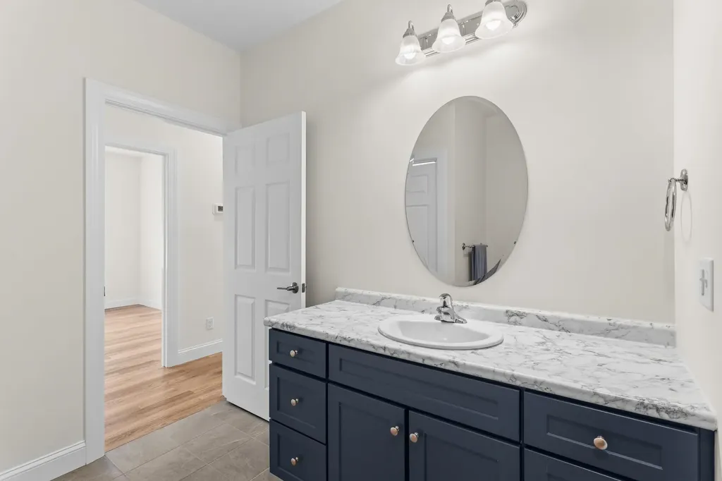 22 Angel Point Circle Goffstown NH 03045
