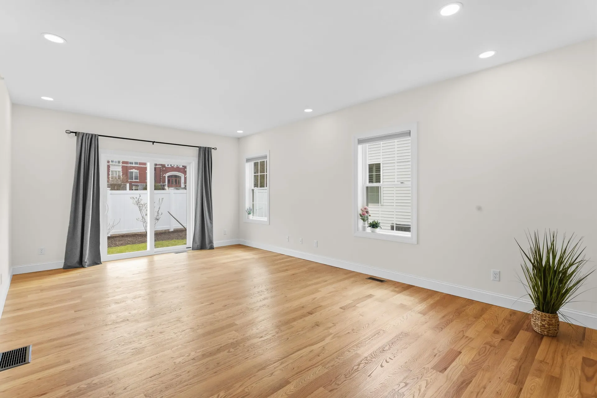 22 Angel Point Circle Goffstown NH 03045