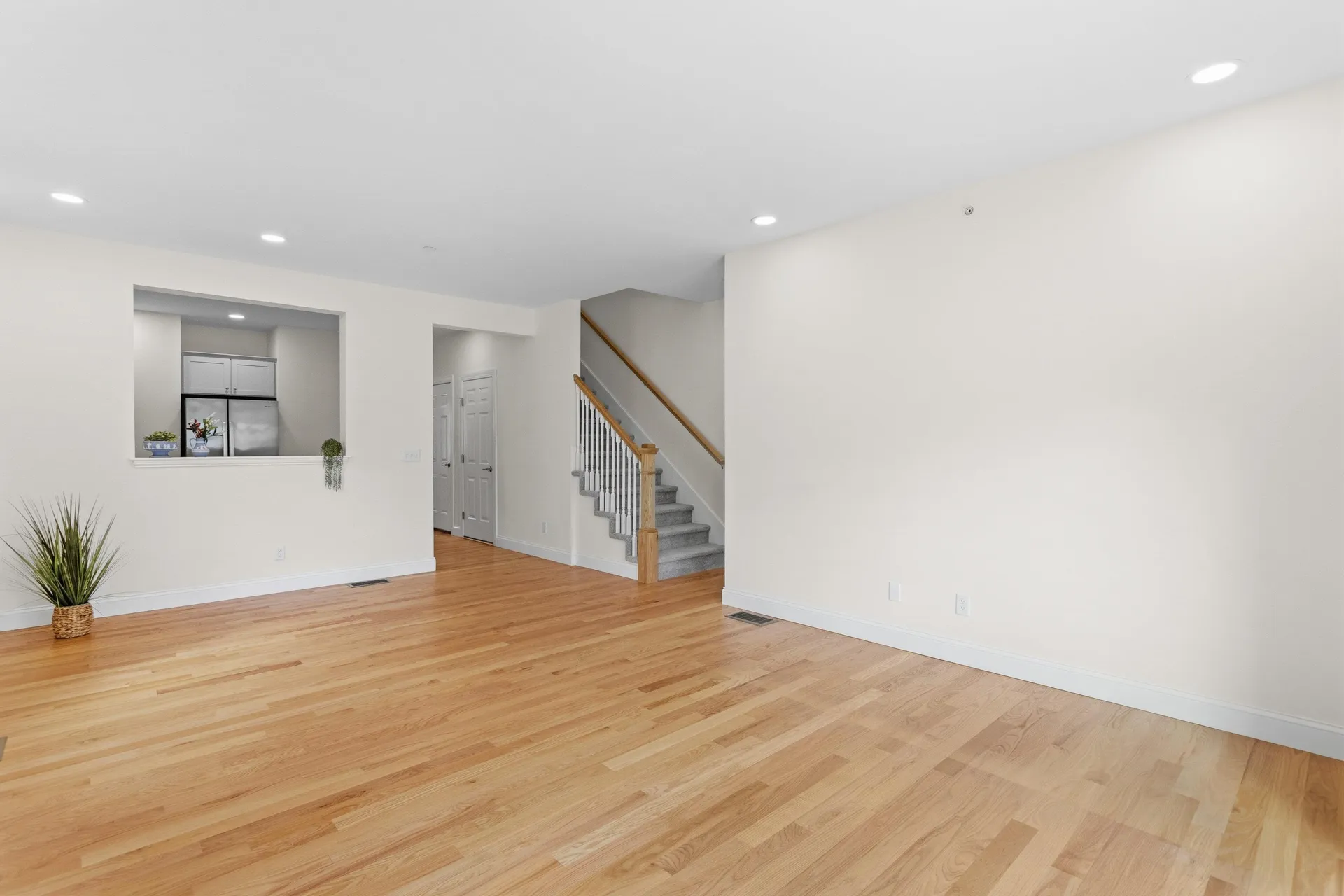 22 Angel Point Circle Goffstown NH 03045