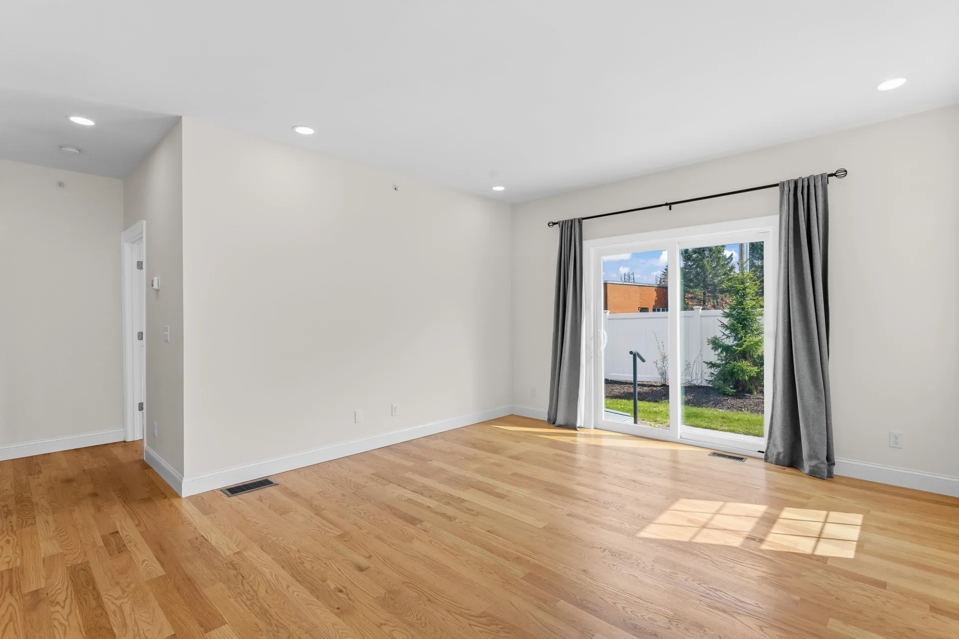 22 Angel Point Circle Goffstown NH 03045
