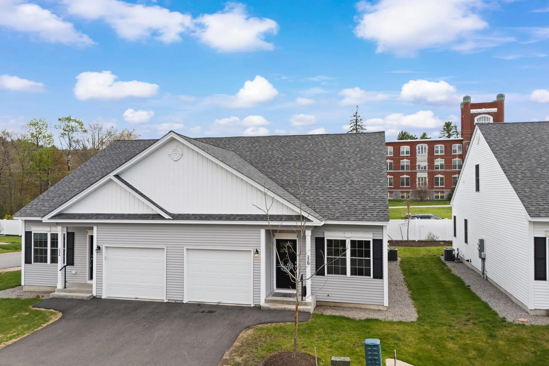 22 Angel Point Circle Goffstown NH 03045