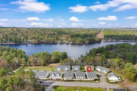 22 Angel Point Circle Goffstown NH 03045