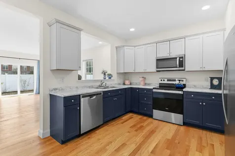 22 Angel Point Circle Goffstown NH 03045
