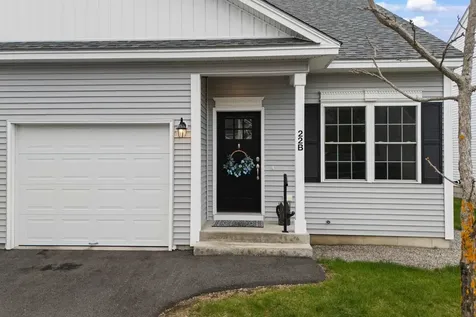 22 Angel Point Circle Goffstown NH 03045