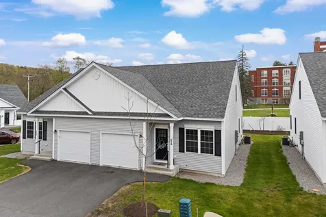 22 Angel Point Circle Goffstown NH 03045