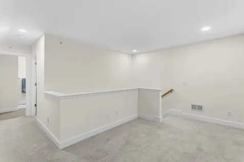22 Angel Point Circle Goffstown NH 03045