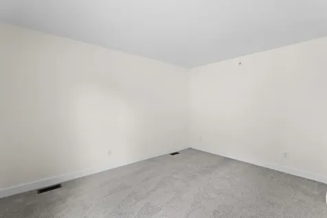 22 Angel Point Circle Goffstown NH 03045