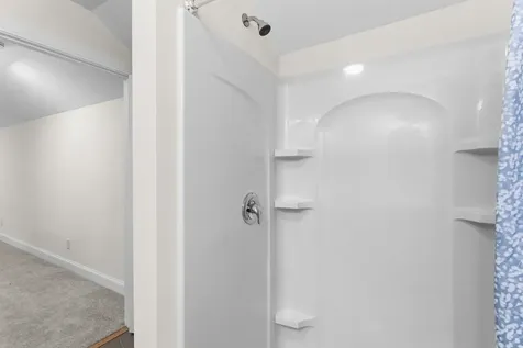 22 Angel Point Circle Goffstown NH 03045