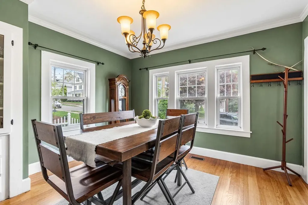 9 Bennett Street Nashua NH 03064