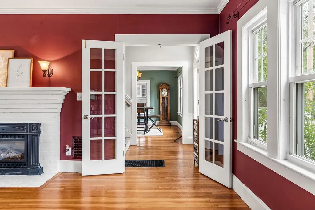 9 Bennett Street Nashua NH 03064