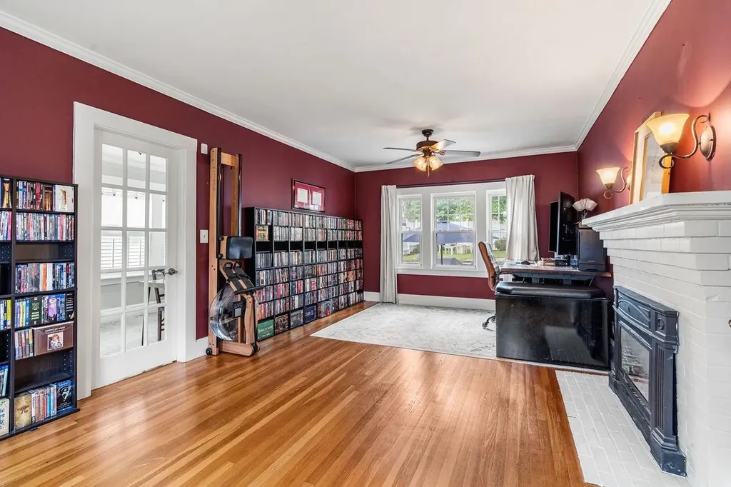 9 Bennett Street Nashua NH 03064