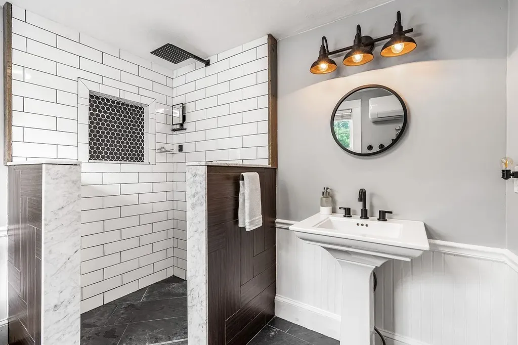 9 Bennett Street Nashua NH 03064
