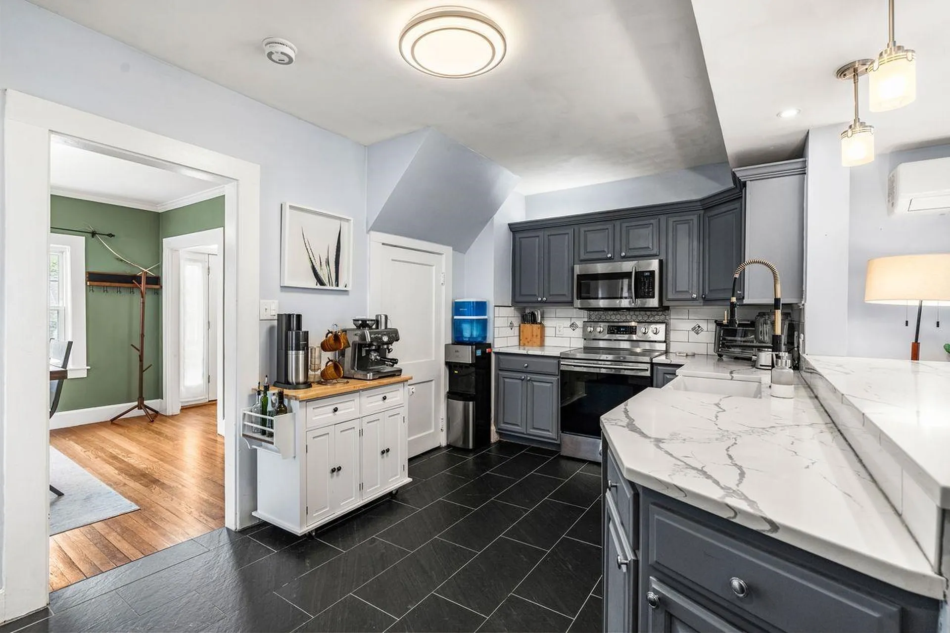 9 Bennett Street Nashua NH 03064