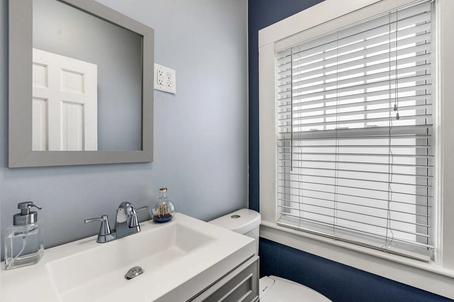 9 Bennett Street Nashua NH 03064