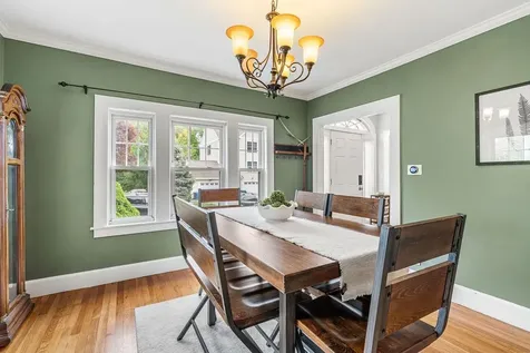9 Bennett Street Nashua NH 03064