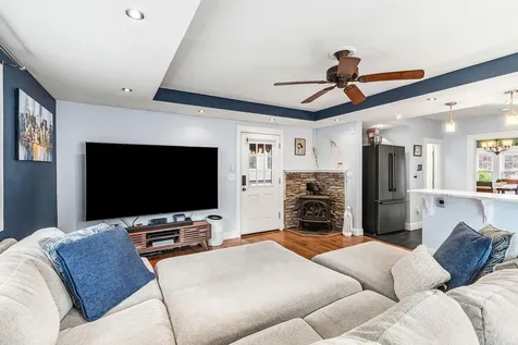 9 Bennett Street Nashua NH 03064