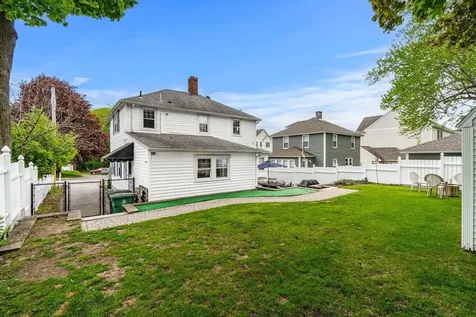 9 Bennett Street Nashua NH 03064